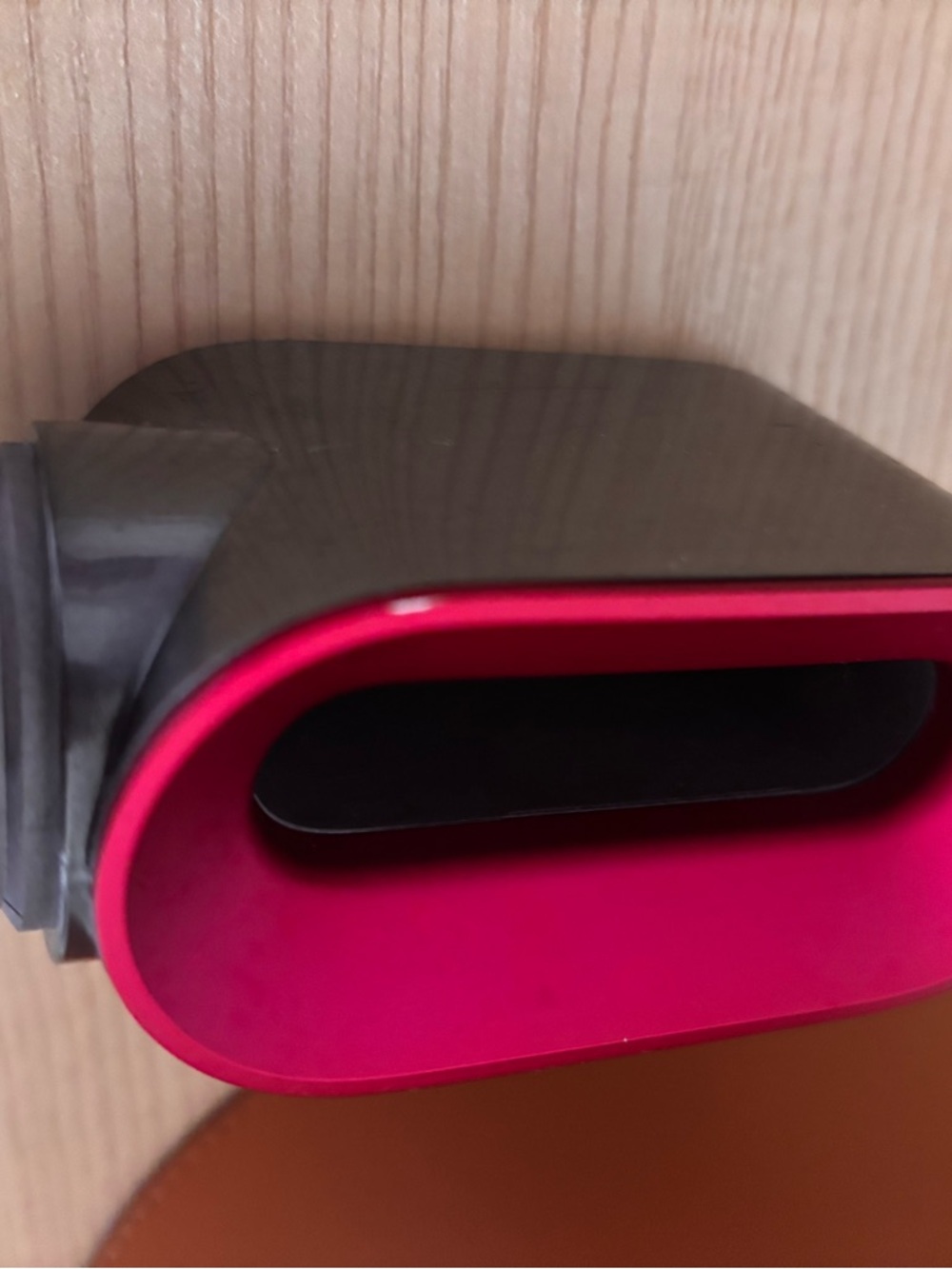 Dyson Airwrap Styler Set in Pink and Silver with Travel Case - Picture 7 of 9